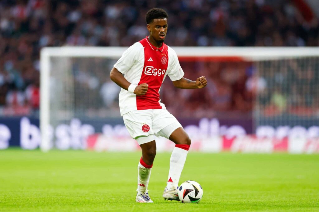 David Ornstein: Chelsea set to sign defender in £34.8m move