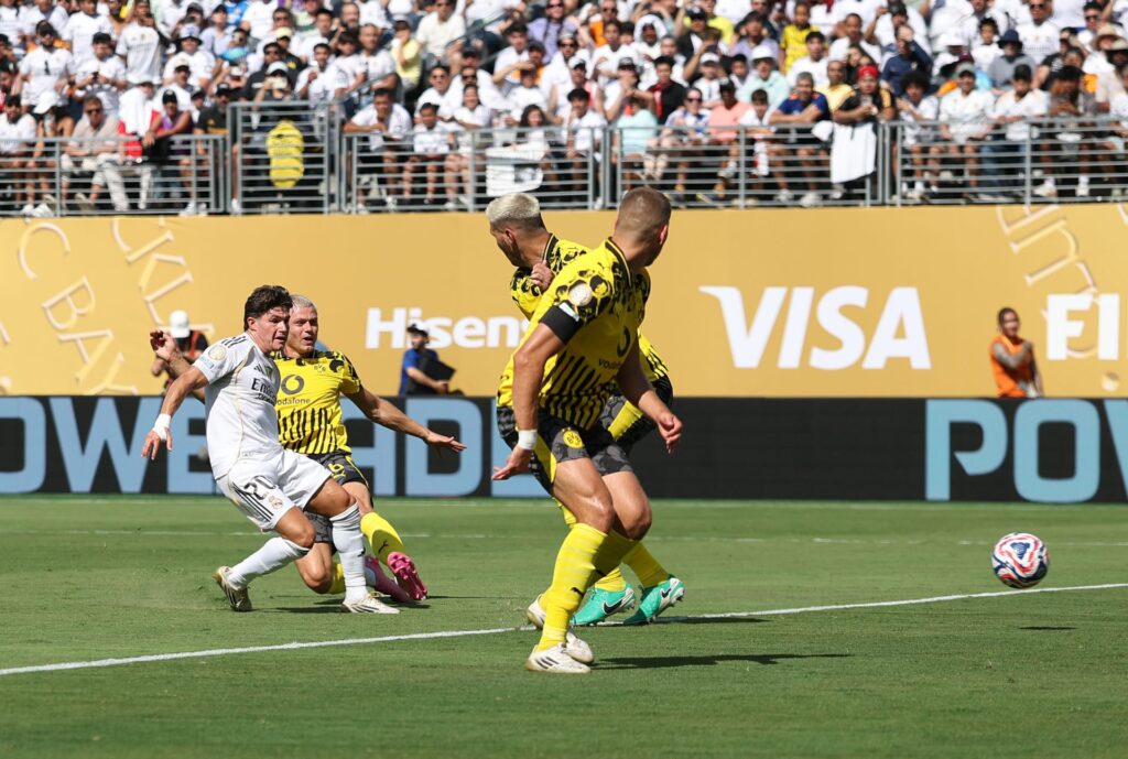 Real Madrid defender turns down AC Milan move, wants to fight for his place