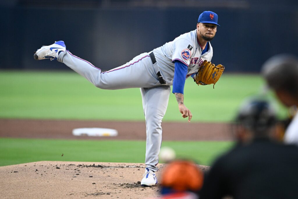 Mets' win streak snapped by Padres despite clutch home runs from Vientos, Mauricio